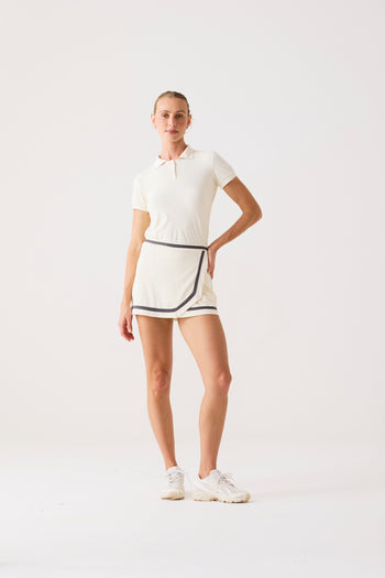Short Saia Movement - Off White com Cinza